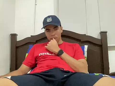 Snapshot of maxxxi_z chatting on October 2025 04:31:01 AM maxxxi z online show from October 2025 04:31:01 AM