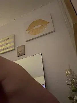 Ariasweetaspie online show from February 2026 06:34:02 AM