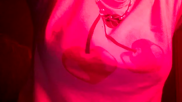 Snapshot of Texxaspearl chatting on February 2026 11:06:02 AM Texxaspearl online show from February 2026 11:06:02 AM