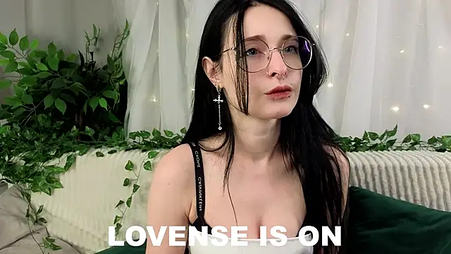 Snapshot of DarcyAspacio chatting on February 2026 11:17:01 AM DarcyAspacio online show from February 2026 11:17:01 AM