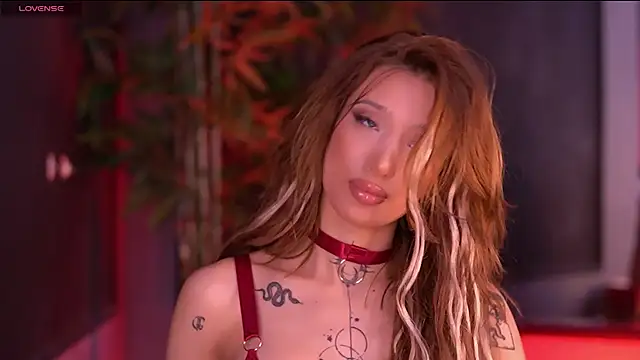 SiennaJayden online show from December 2025 06:48:01 PM