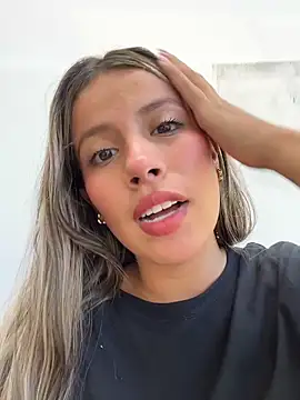 Snapshot of EMILIIA_RICHTER__ chatting on October 2025 07:08:01 PM EMILIIA RICHTER online show from October 2025 07:08:01 PM