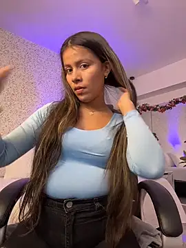 EMILIIA RICHTER   online show from March 2026 07:31:01 PM