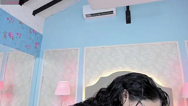 Snapshot of SamyySwet chatting on June 2026 08:13:01 PM SamyySwet online show from June 2026 08:13:01 PM