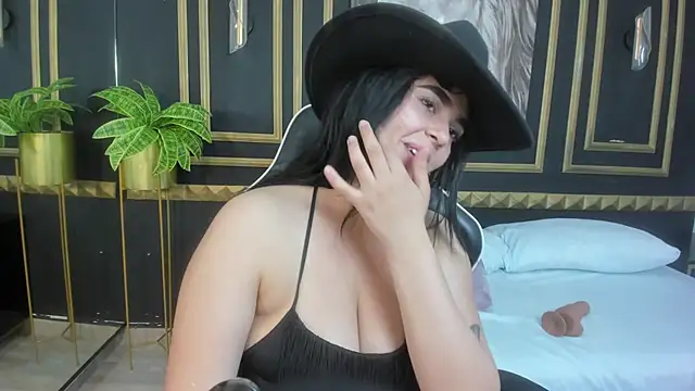 Snapshot of charlote_rossee chatting on September 2025 02:22:02 PM charlote rossee online show from September 2025 02:22:02 PM