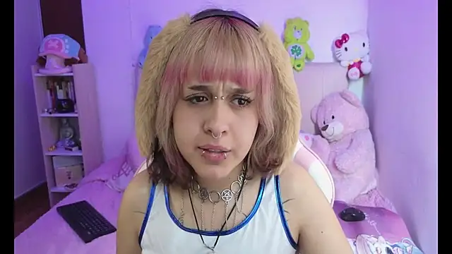 NekoWaifu online show from April 2026 01:49:02 PM