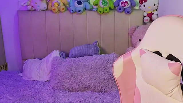 NekoWaifu online show from August 2026 05:16:01 PM