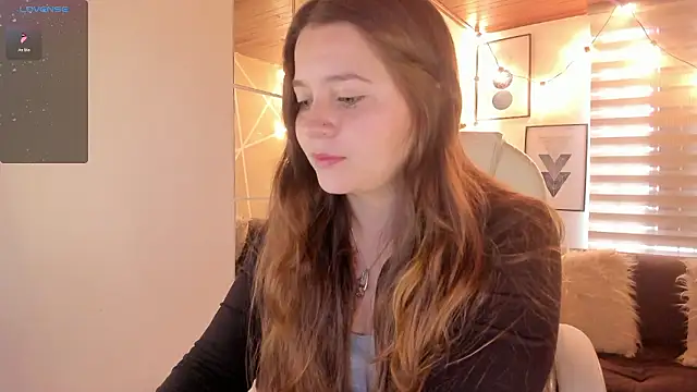 sophiee09  online show from February 2026 01:54:01 PM