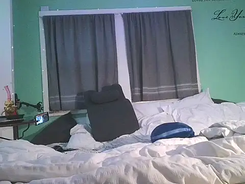 versatilevortex online show from November 2025 02:06:01 AM