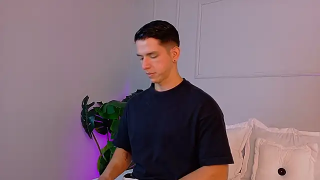 ZaneDawson online show from December 2025 03:51:02 PM