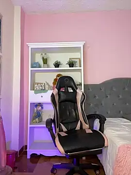 camila1 torres  online show from April 2026 10:00:02 PM