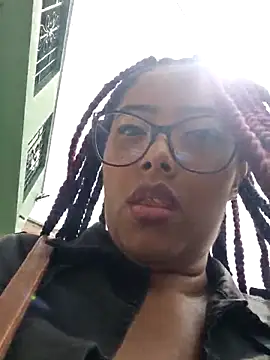 Ebony-Goddess19 online show from October 2025 05:02:02 PM