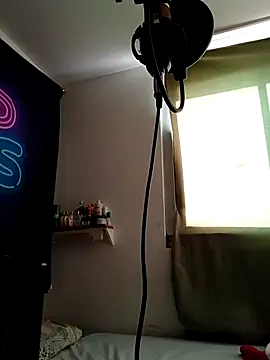 Snapshot of Mikaaa97 chatting on February 2026 12:06:01 PM Mikaaa97 online show from February 2026 12:06:01 PM