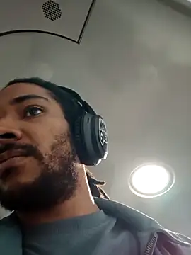 Snapshot of Mikaaa97 chatting on February 2026 12:57:02 PM Mikaaa97 online show from February 2026 12:57:02 PM