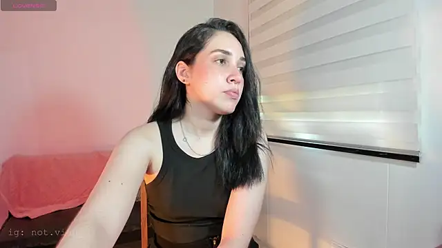 SarahCastillo  online show from March 2026 04:13:01 PM