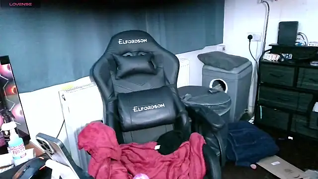 Snapshot of jchouse06 chatting on September 2025 12:58:02 AM jchouse06 online show from September 2025 12:58:02 AM