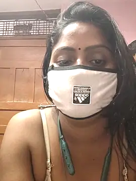 Jasmine Januja online show from November 2025 12:20:02 AM