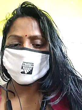 Jasmine Januja online show from January 2026 06:07:01 AM