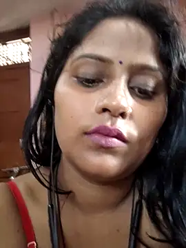 Jasmine Januja online show from May 2026 10:50:03 PM