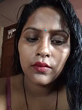 Jasmine Januja online show from June 2026 02:01:01 AM