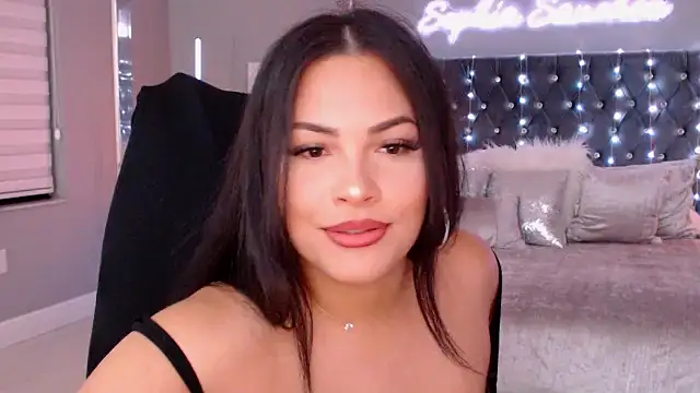 theofficialsophiasanchez online show from February 2026 05:29:01 AM