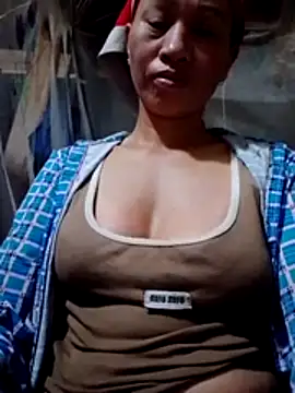 donna-bae online show from February 2026 09:55:01 PM