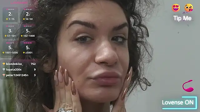 adisson fox online show from December 2025 07:16:02 AM