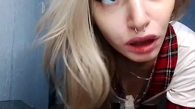 lesyawhite online show from November 2025 04:19:02 PM