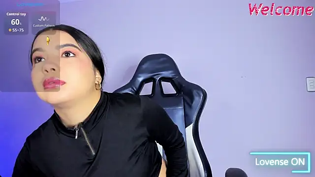 LunaWiill  online show from January 2026 01:14:01 PM