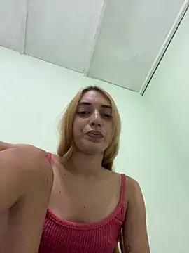 loirinhaaa online show from March 2026 10:47:01 PM