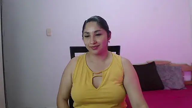 Gia Dior online show from November 2025 11:18:01 PM