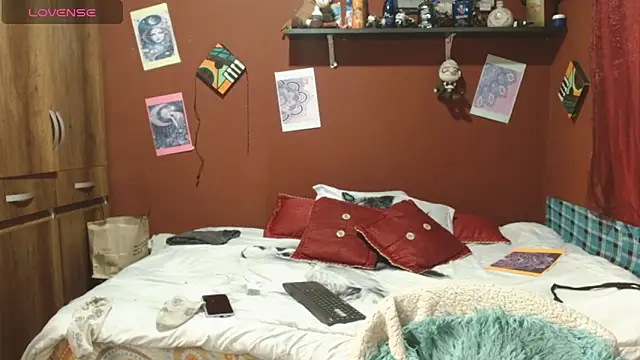 Snapshot of Sasharosee2 chatting on October 2025 12:05:01 PM Sasharosee2 online show from October 2025 12:05:01 PM