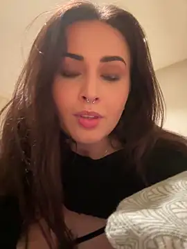 Kristyoff online show from April 2026 08:14:02 PM