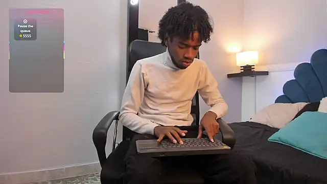 AllexJacob online show from October 2025 01:10:02 PM