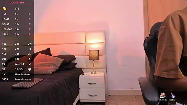 AllexJacob online show from November 2025 12:49:02 PM