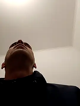 Deffnot7777 online show from November 2025 10:32:02 PM