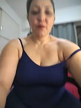Lunita86 online show from June 2026 02:13:02 AM