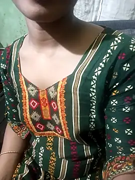 Snapshot of Cute_Couple59 chatting on October 2025 10:16:02 AM Cute Couple59 online show from October 2025 10:16:02 AM