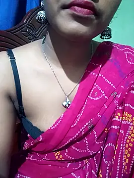 Snapshot of Cute_Couple59 chatting on December 2025 07:07:01 PM Cute Couple59 online show from December 2025 07:07:01 PM