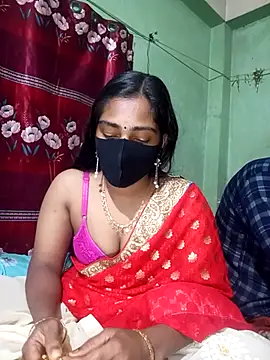 Snapshot of Cute_Couple59 chatting on February 2026 06:29:02 PM Cute Couple59 online show from February 2026 06:29:02 PM