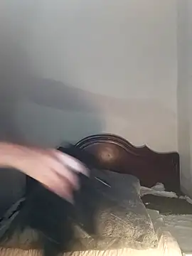 Vale stone  online show from October 2025 04:57:02 AM