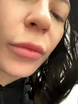 Valerie Ohara online show from September 2025 05:33:01 AM