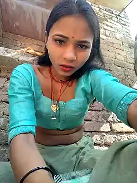 Snapshot of R_Roshni chatting on April 2026 09:59:01 AM R Roshni online show from April 2026 09:59:01 AM