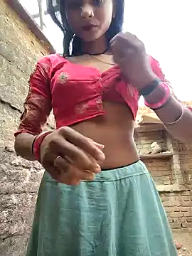 Snapshot of R_Roshni chatting on April 2026 01:58:02 AM R Roshni online show from April 2026 01:58:02 AM