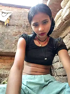 Snapshot of R_Roshni chatting on May 2026 02:28:01 AM R Roshni online show from May 2026 02:28:01 AM