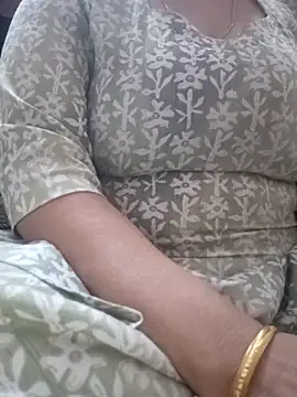 Snapshot of Jeya_thakur chatting on April 2026 05:45:02 AM Jeya thakur online show from April 2026 05:45:02 AM