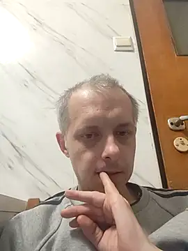 Snapshot of szajbusek41 chatting on January 2026 03:39:01 PM szajbusek41 online show from January 2026 03:39:01 PM