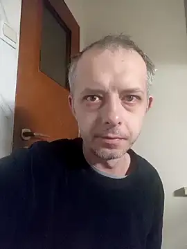 Snapshot of szajbusek41 chatting on January 2026 03:11:02 AM szajbusek41 online show from January 2026 03:11:02 AM