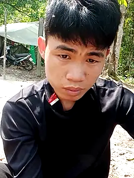 Snapshot of Nhyy_xx chatting on April 2026 07:03:02 AM Nhyy xx online show from April 2026 07:03:02 AM