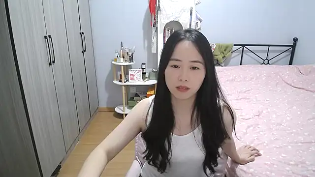 wxj1019 online show from April 2026 02:09:02 PM